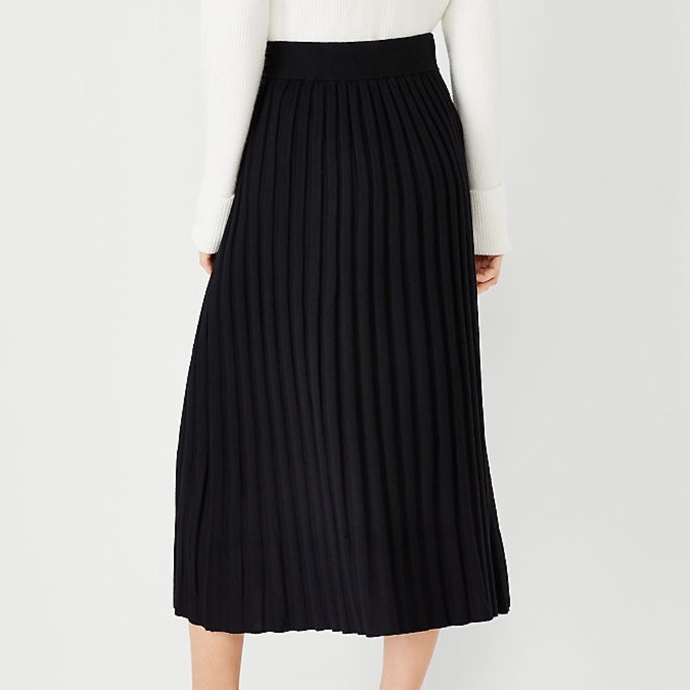 Vince Camuto Black Pleated Skirt NWT